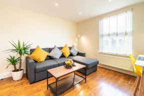 1bd apt for 2-4. New flooring & furnishings Enfield Town